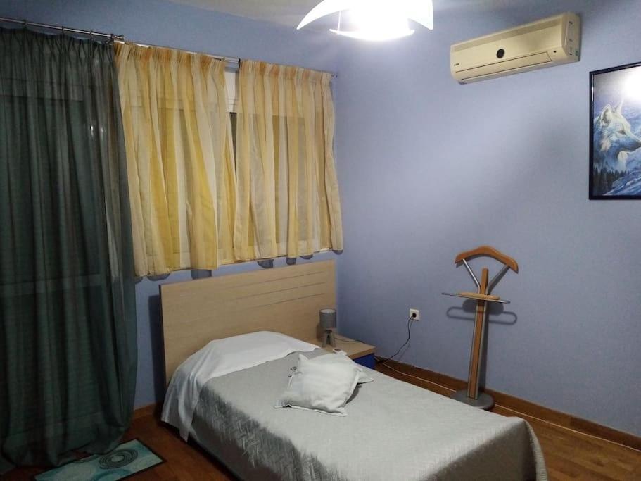 Apartmán Τεσσαρι Στον Ναυτικο Ομιλο Χiου Chios Town Exteriér fotografie