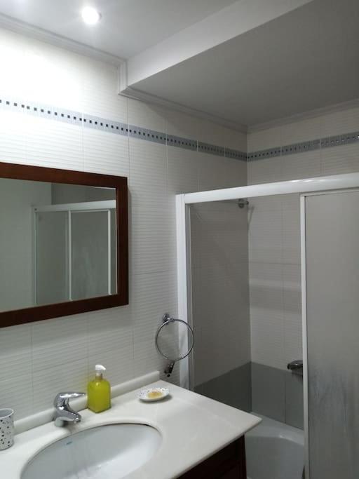 Apartmán Τεσσαρι Στον Ναυτικο Ομιλο Χiου Chios Town Exteriér fotografie